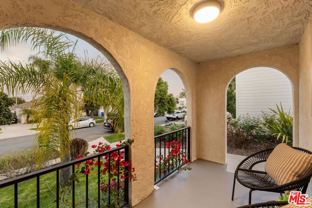 Photo of 8309 Regis Way, Los Angeles, CA 90045 (MLS # 26670109)