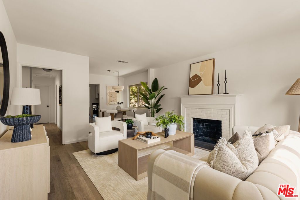 Photo of 8309 Regis Way, Los Angeles, CA 90045 (MLS # 26670109)