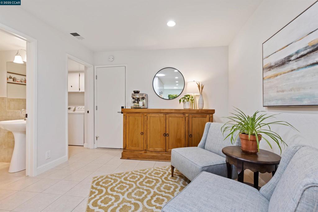 HEATHER FARMS - Residential