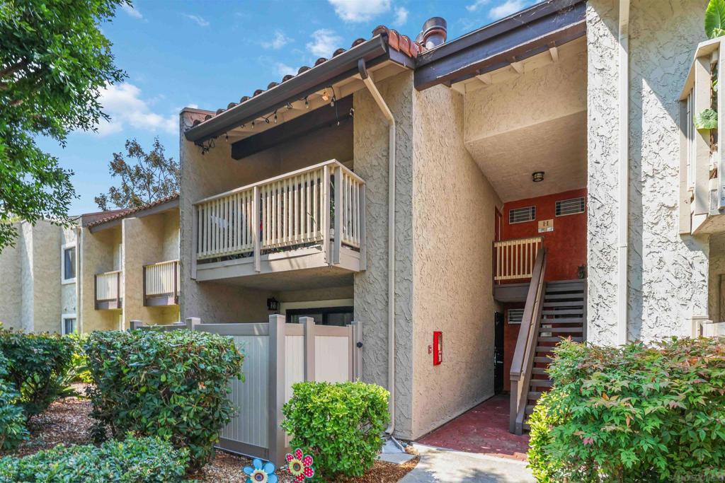Incredible Value! Don't miss the opportunity! Welcome to Cantabria at Rancho Peñasquitos! Beautifully Maintained Move-in Ready! Upgraded 2-bedroom, 2-bath ground-level condo is a stylish retreat featuring granite counters, stainless steel appliances, wood-like flooring, and a granite-faced fireplace with wood mantle! Enjoy New in-unit Washer and Dryer! Modern finishes, and serene views into lush common areas! The community offers resort-style amenities including a pool, spa, fitness center, tennis courts, clubhouse, and EV charging! Located in the highly-rated Poway Unified School District, with convenient freeway access and nearby shops and services! Do not miss!