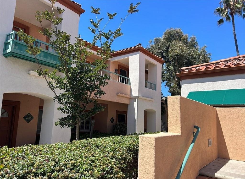 Photo of 214 Villa Point Drive, Newport Beach, CA 92660 (MLS # NP26071255)