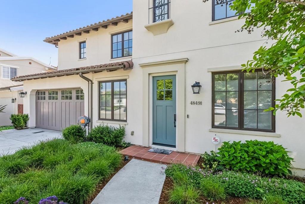 48491 Ursa Drive