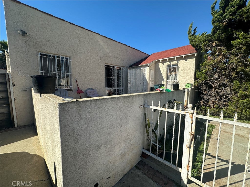 8725 S Denker Ave, Los Angeles CA 90047