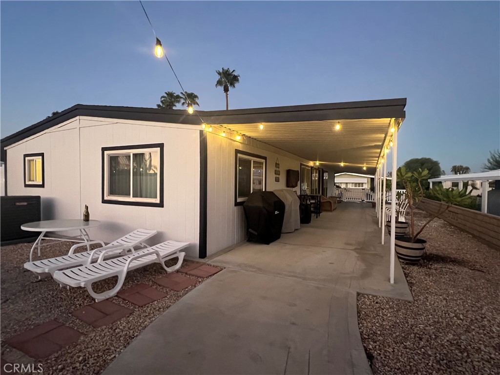 2 Bed / 2 Bath | $2,400 Full-Time | $2,700 Seasonal
Beautiful mountain views from the patio and spacious yard highlight this well-designed home in Palm Desert Greens. Features include a great floor plan, golf cart garage with extra storage, and a quiet central location near the clubhouse, restaurant, and pro shop.
Palm Desert Greens is a 55+ gated community offering an 18-hole executive golf course, 3 pools, fitness center, pickleball, bocce ball, tennis, clubhouse entertainment, and social clubs. Rent includes cable, Wi-Fi, security, and trash.