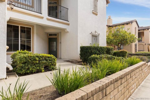 Photo of 12685 Savannah Creek Dr. DR #261, San Diego, CA 92128 (MLS # 260021738SD)