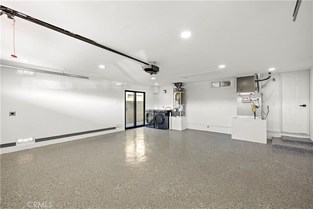 La Cuesta (LACU) - Residential Lease