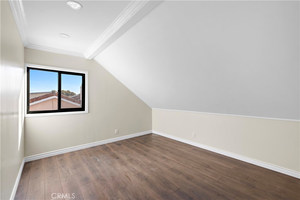 La Cuesta (LACU) - Residential Lease