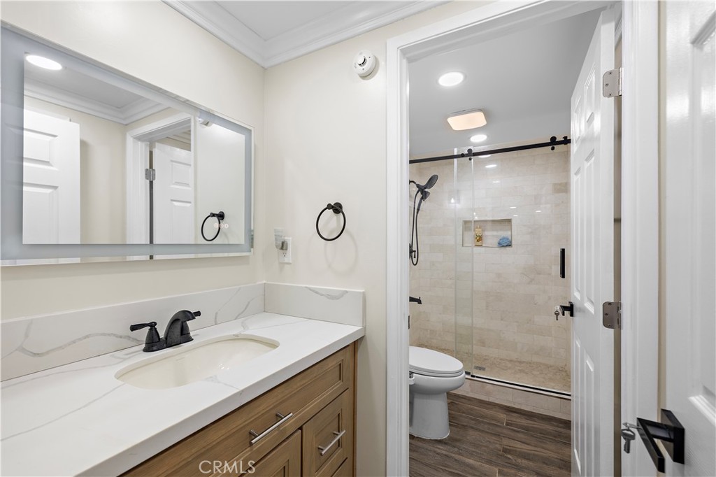 La Cuesta (LACU) - Residential Lease