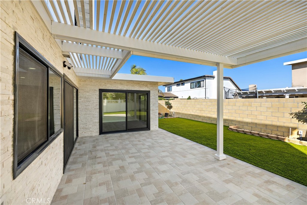 La Cuesta (LACU) - Residential Lease