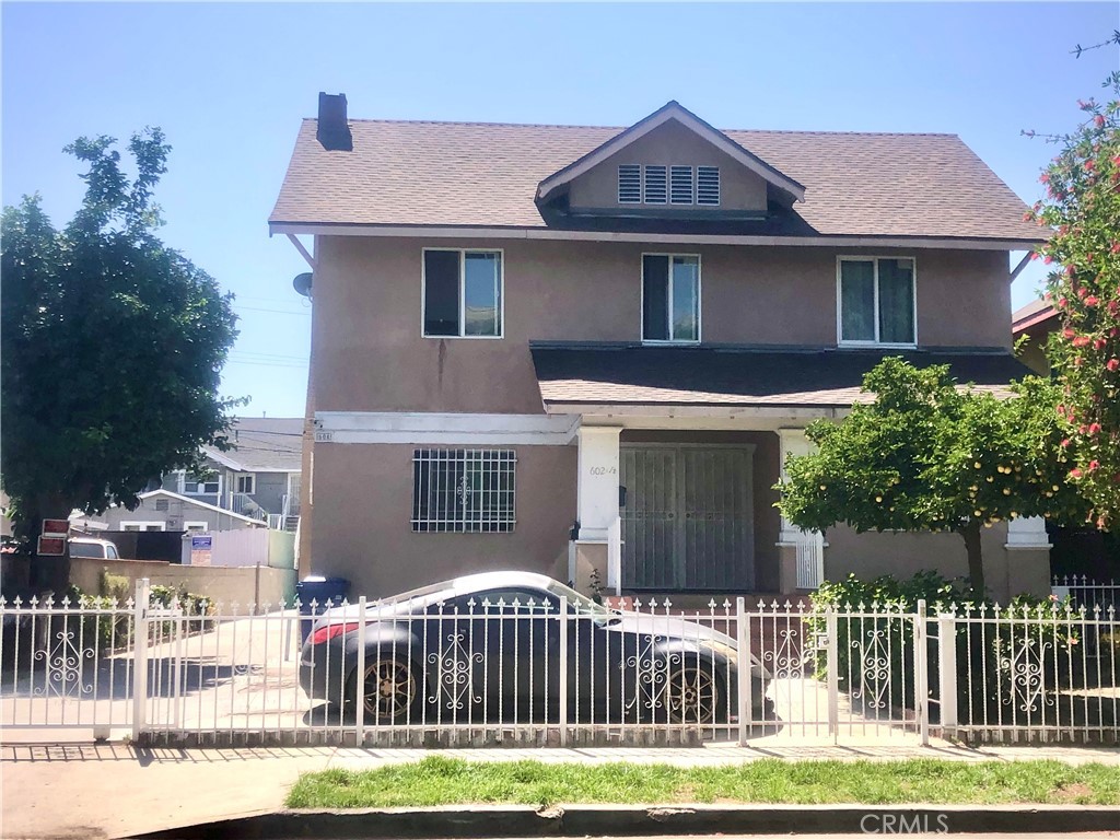 GREAT INVESTMENT OPPORTUNITY! This property offers the perfect combination of location and investment potential. This highly sought after property consist of three units. The front unit has 4 bedrooms and 2 bathrooms on the first floor and 2 bedrooms and 1 bathroom on the 2nd floor. The second story rear unit was built in 2005 and has 4 bedrooms and 2 baths. Ideally located just steps from BMO Stadium and short walk to University of Southern California, Los Angeles Memorial Coliseum, and Natural History Museum of Los Angeles County. Whether you’re looking to generate rental income or create your dream home, 602 W 40th Place offers outstanding opportunity in one of LA’s most connected neighborhoods. Property will be delivered with tenants in all in all units. Tenants are current with rent.