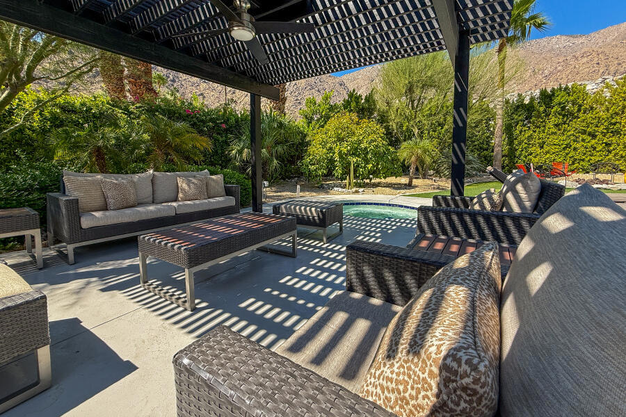 Vista Las Palmas - Residential