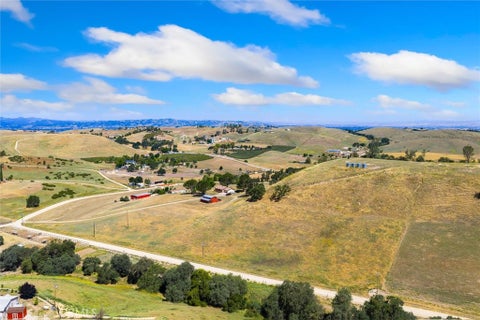 Tiny photo for 6998 Kingsbury Road RD, Templeton, CA 93465 (MLS # NS26108260)