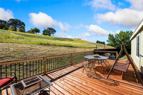 Tiny photo for 6998 Kingsbury Road RD, Templeton, CA 93465 (MLS # NS26108260)
