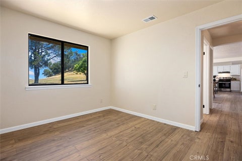 Tiny photo for 6998 Kingsbury Road RD, Templeton, CA 93465 (MLS # NS26108260)