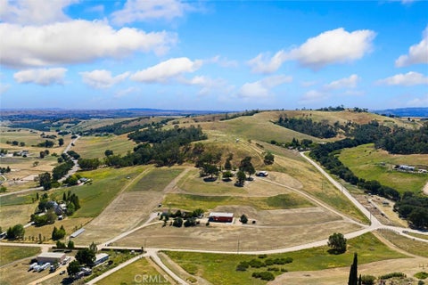 Tiny photo for 6998 Kingsbury Road RD, Templeton, CA 93465 (MLS # NS26108260)