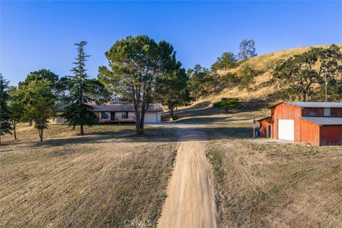 Tiny photo for 6998 Kingsbury Road RD, Templeton, CA 93465 (MLS # NS26108260)