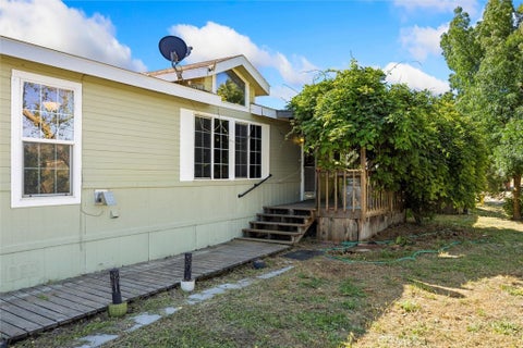 Tiny photo for 6998 Kingsbury Road RD, Templeton, CA 93465 (MLS # NS26108260)