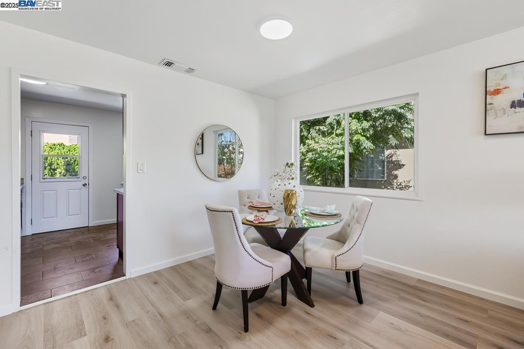 SAN LEANDRO BRDR - Residential