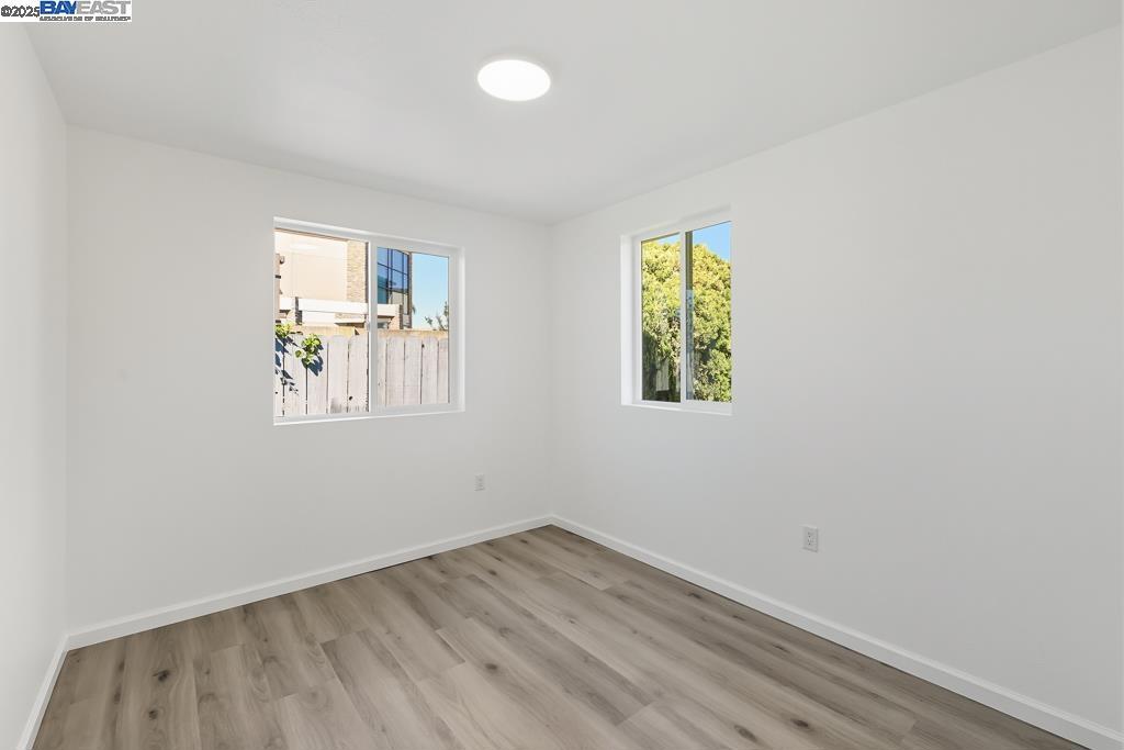 SAN LEANDRO BRDR - Residential