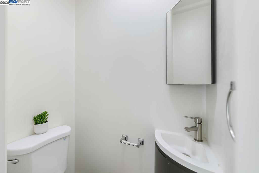 SAN LEANDRO BRDR - Residential