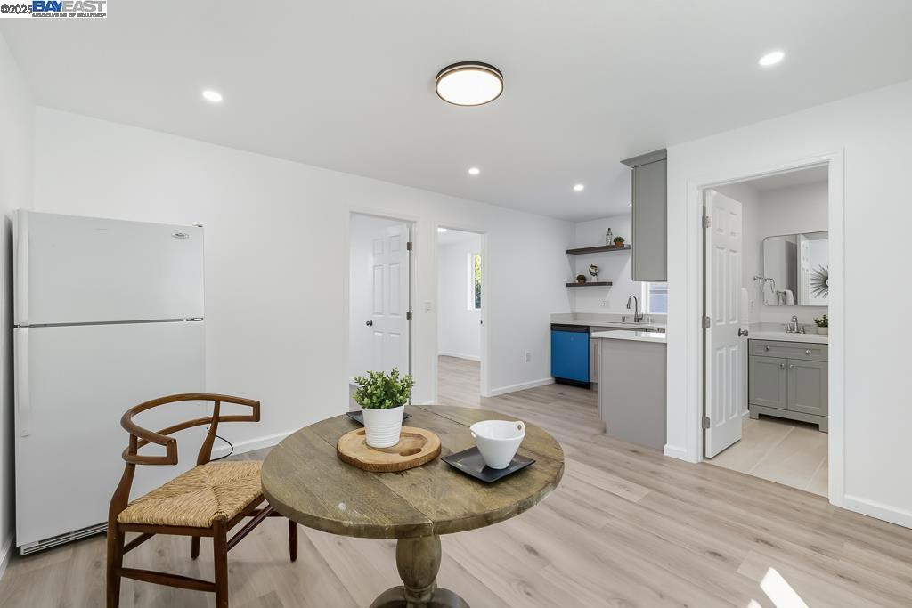 SAN LEANDRO BRDR - Residential