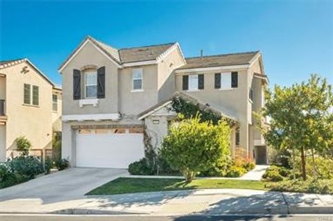 28992 N West Hills Drive Valencia CA 91354