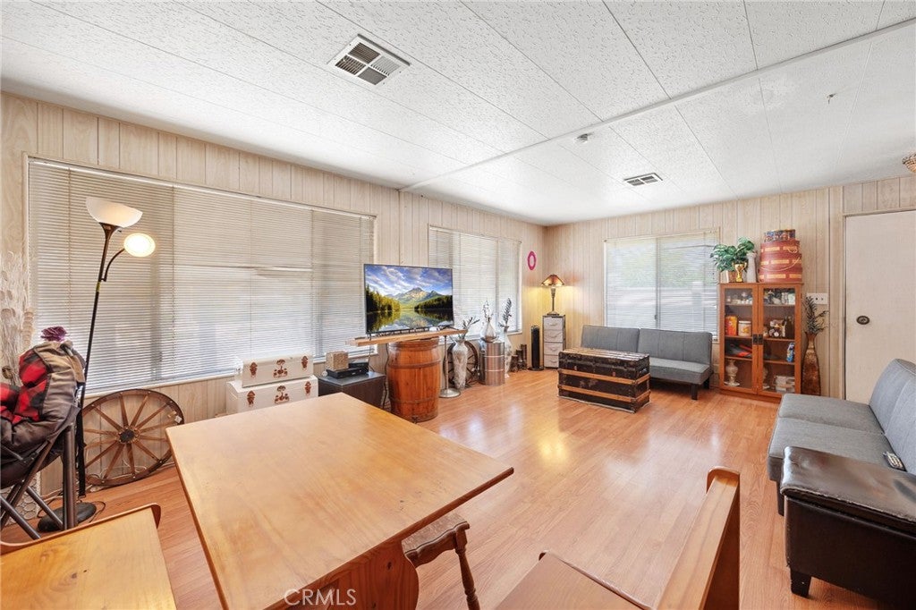 471 Santa Clara