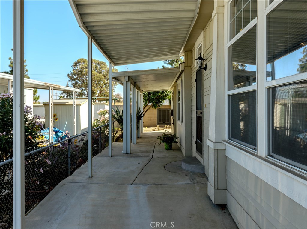 UNKNOWN - Residential Lease