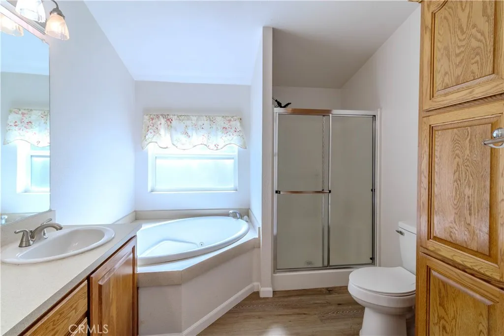 Corona, California 92882, United States, 3 Bedrooms Bedrooms, ,2 BathroomsBathrooms,Residential,Active,218410