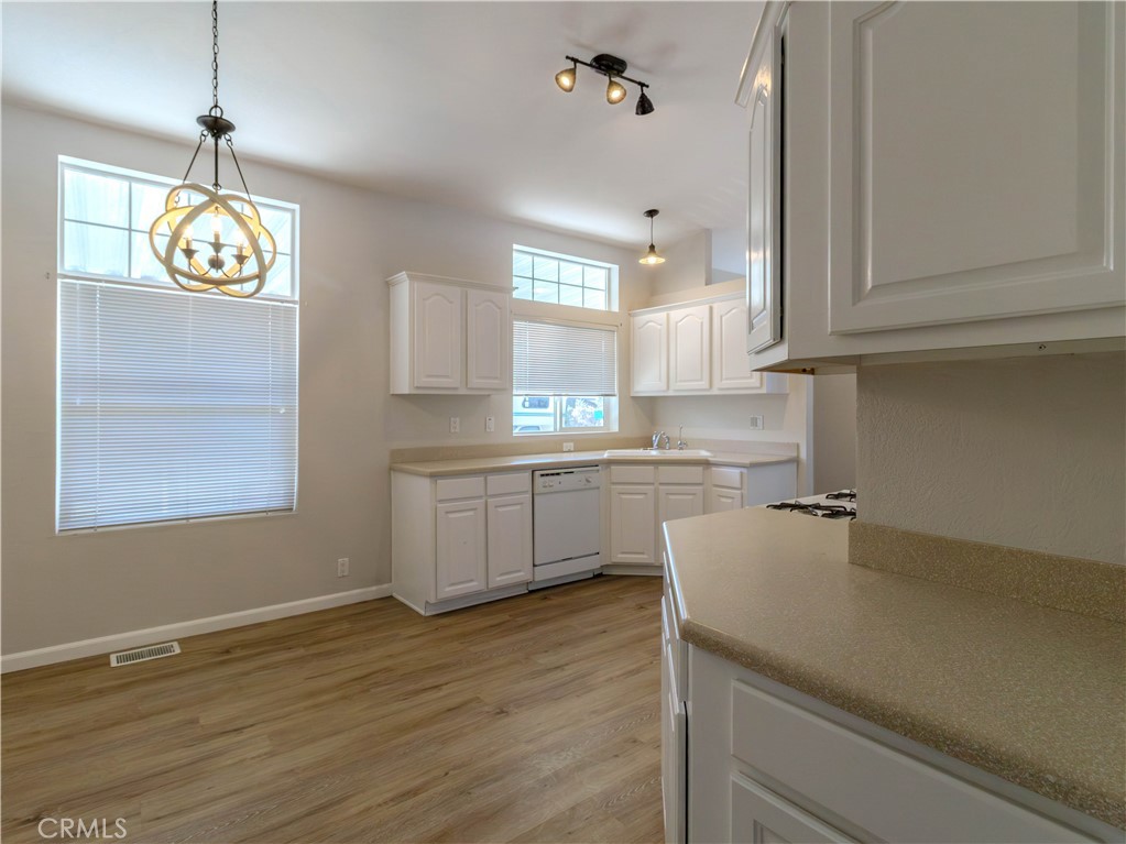 UNKNOWN - Residential Lease