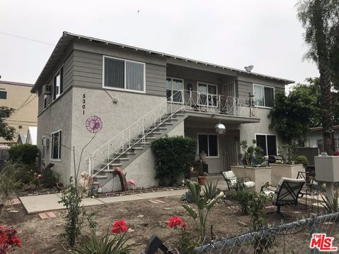 Photo of 5301 Cleon Avenue, North Hollywood, CA 91601 (MLS # 26643975)