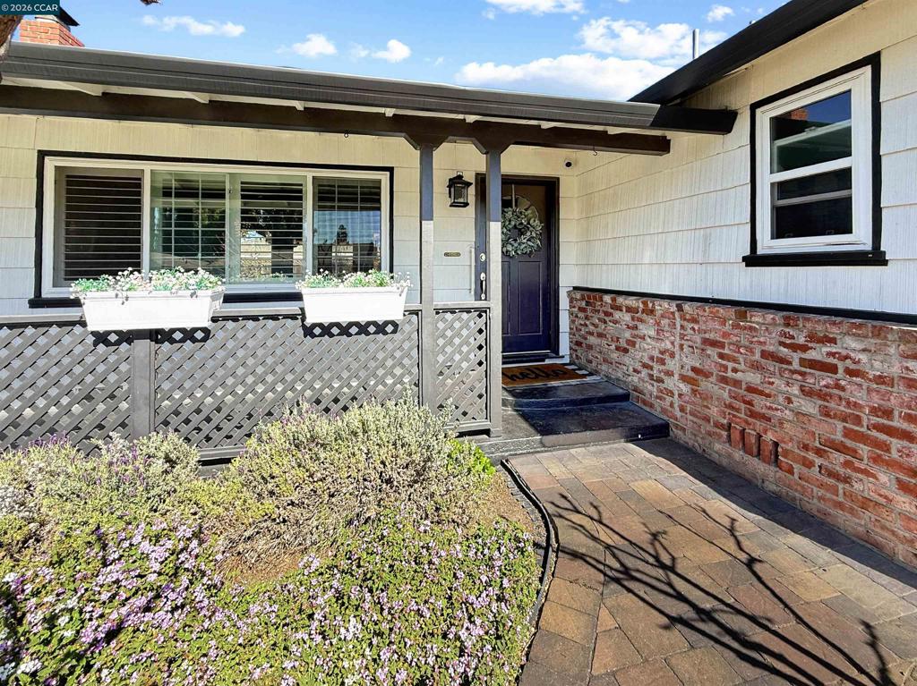 Properties 1 2164 Dena Dr