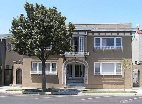 Photo of 1109 E 1st St, Long Beach, CA 90802 (MLS # OC25267677)