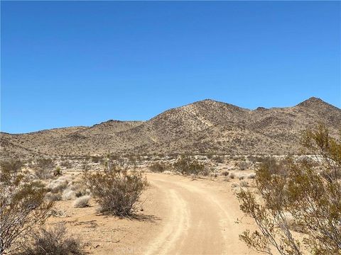 Photo of 0 Kuna, Yucca Valley, CA 92284 (MLS # 219130374DA)