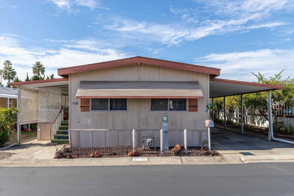 1010 E Bobier Drive 118