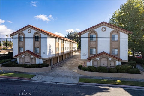 Photo of 810 S Citrus AVE #11, Azusa, CA 91702 (MLS # CV26171197)