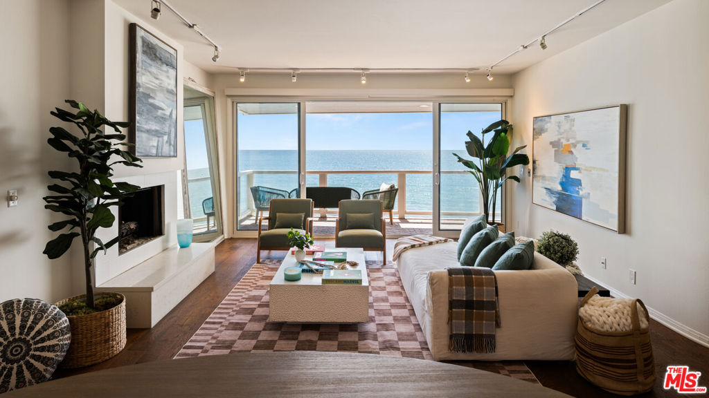 22664 Pacific Coast Highway 2