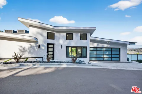 MLS: 26834605