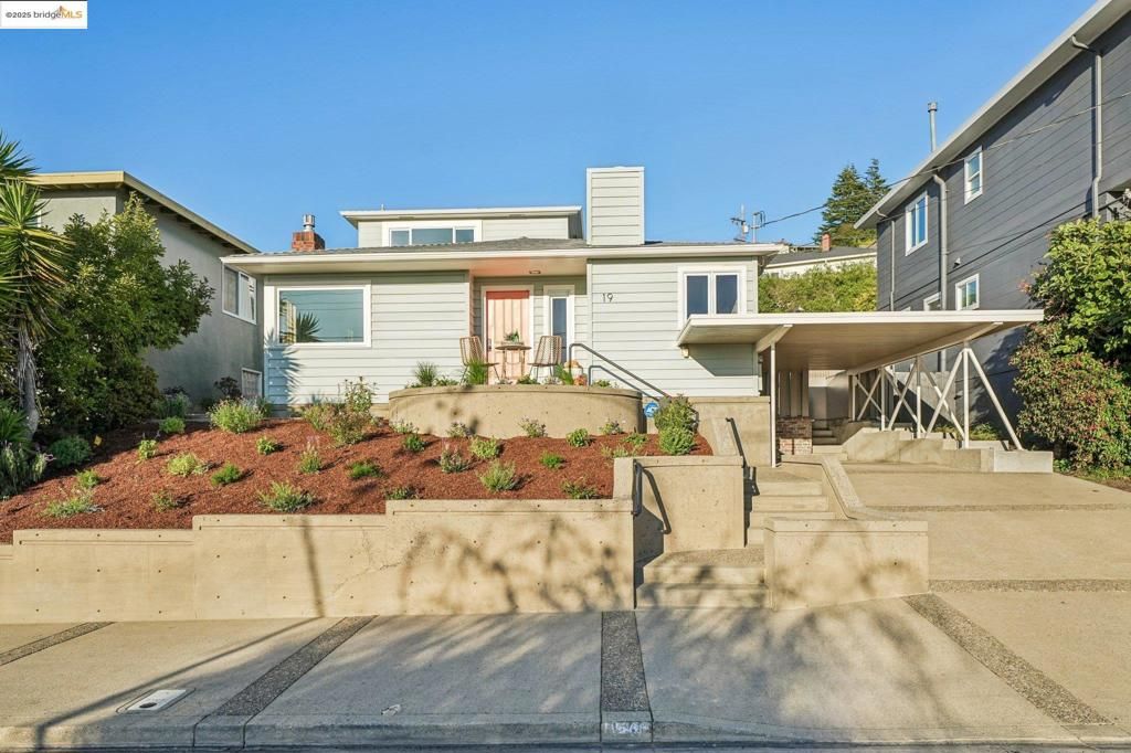 Photo of 19 Highland Blvd Blvd, Kensington, CA 94707 (MLS # 41115219)