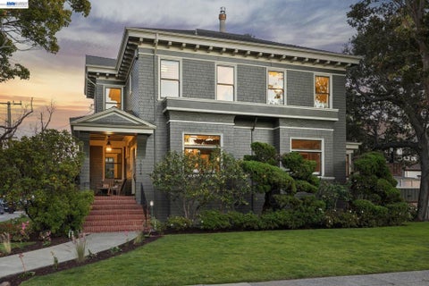 Photo of 1024 Grand St ST, Alameda, CA 94501 (MLS # 41148287)