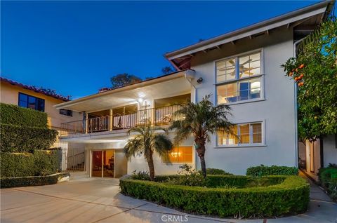Photo of 6604 Via Siena, Rancho Palos Verdes, CA 90275 (MLS # SB26012637)