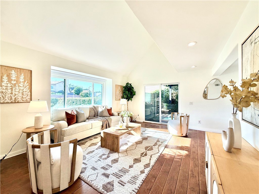 1010 Cogburn