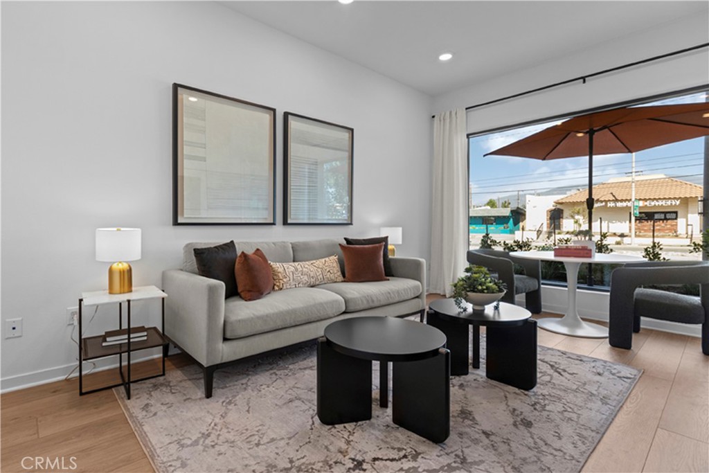 1050 Foothill Boulevard