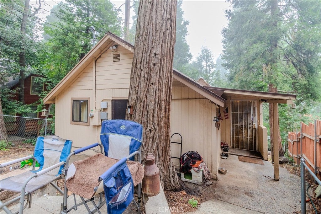 753 Woodland
