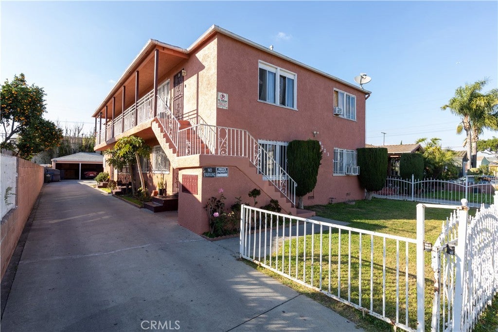 9723 San Juan