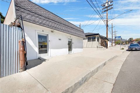 Photo of 7831 Foothill Boulevard, Sunland, CA 91040 (MLS # GD26082918)