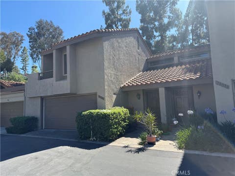 Photo of 26541 Azuer, Mission Viejo, CA 92691 (MLS # OC26134830)