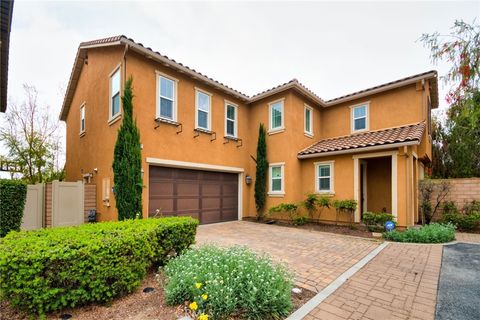 Photo of 2962 E Via Corvina, Ontario, CA 91764 (MLS # TR26045590)