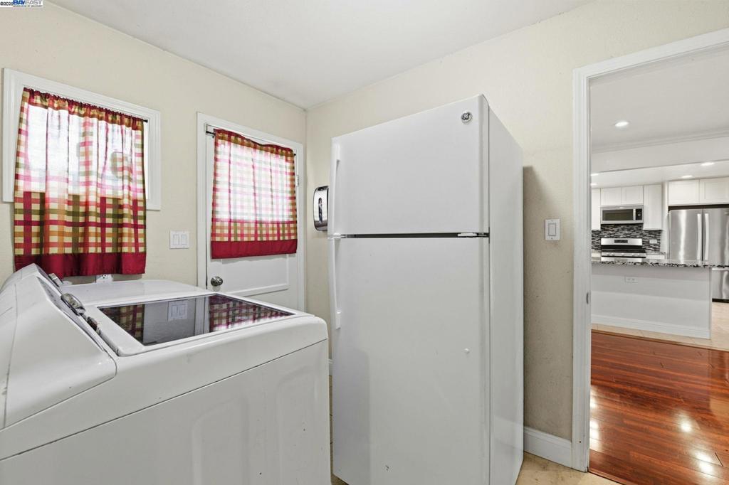 NEWARK - Residential