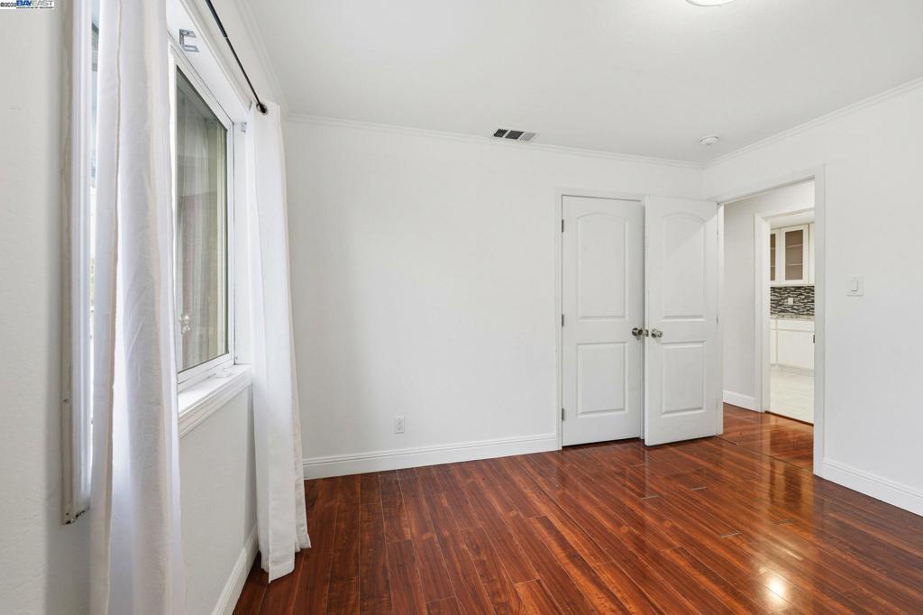 NEWARK - Residential